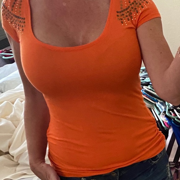 Cache top - Picture 2 of 2